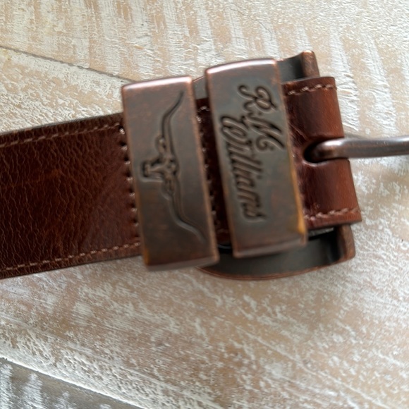 Accessories - RM Williams belt size 32